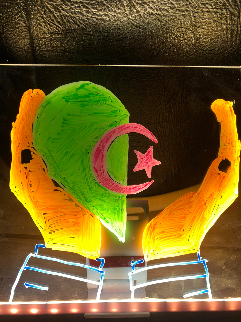 لوحة الرسم المضيئة LED