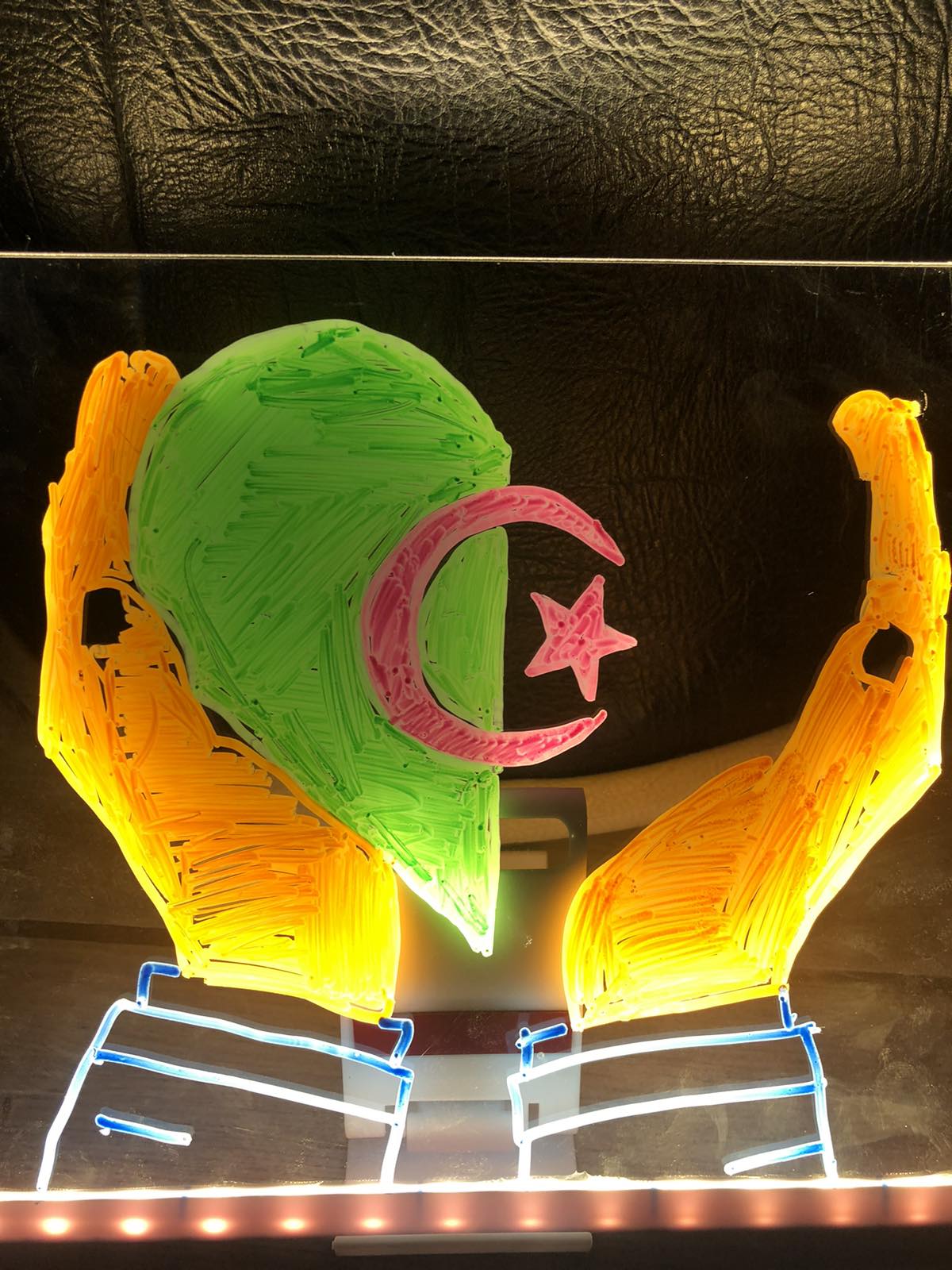 لوحة الرسم المضيئة LED